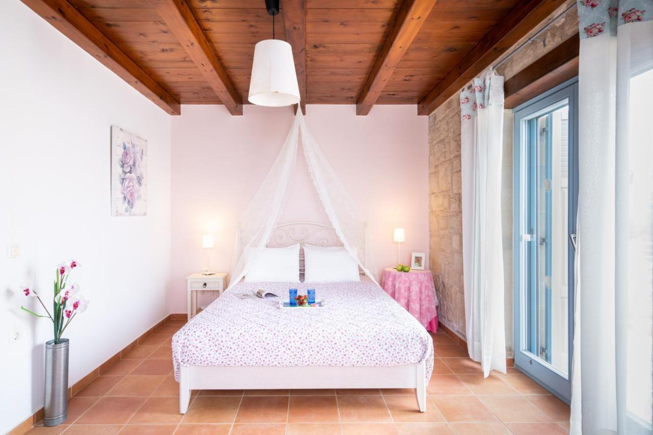 Beachfront Villa Turquoise With Private Pool, Bbq And Ping Pong Table ハニア エクステリア 写真