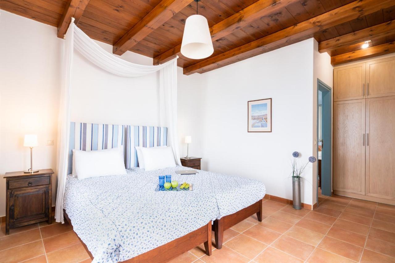 Beachfront Villa Turquoise With Private Pool, Bbq And Ping Pong Table ハニア エクステリア 写真