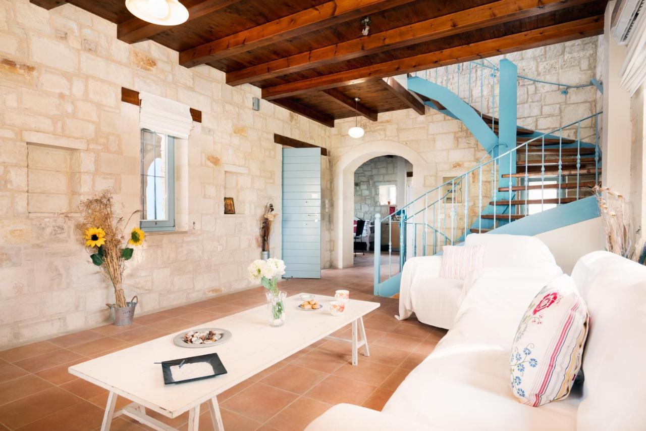 Beachfront Villa Turquoise With Private Pool, Bbq And Ping Pong Table ハニア エクステリア 写真